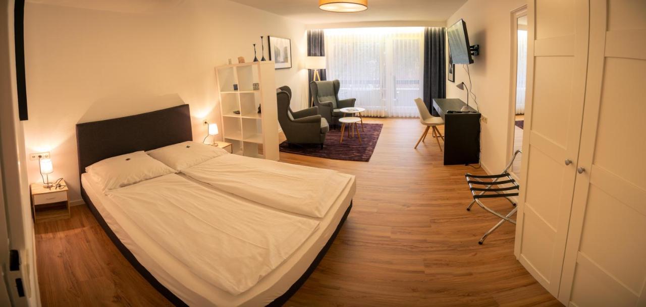 Hotel Quellenhof Bad Urach Buitenkant foto